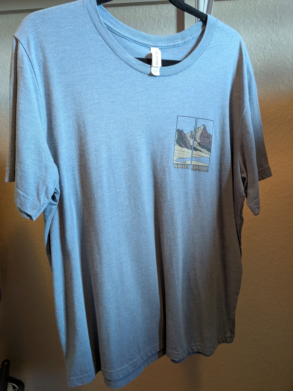 Limber Grove Breckenridge Dusty Blue Short Sleeve Tee with Mountain Pocket Art